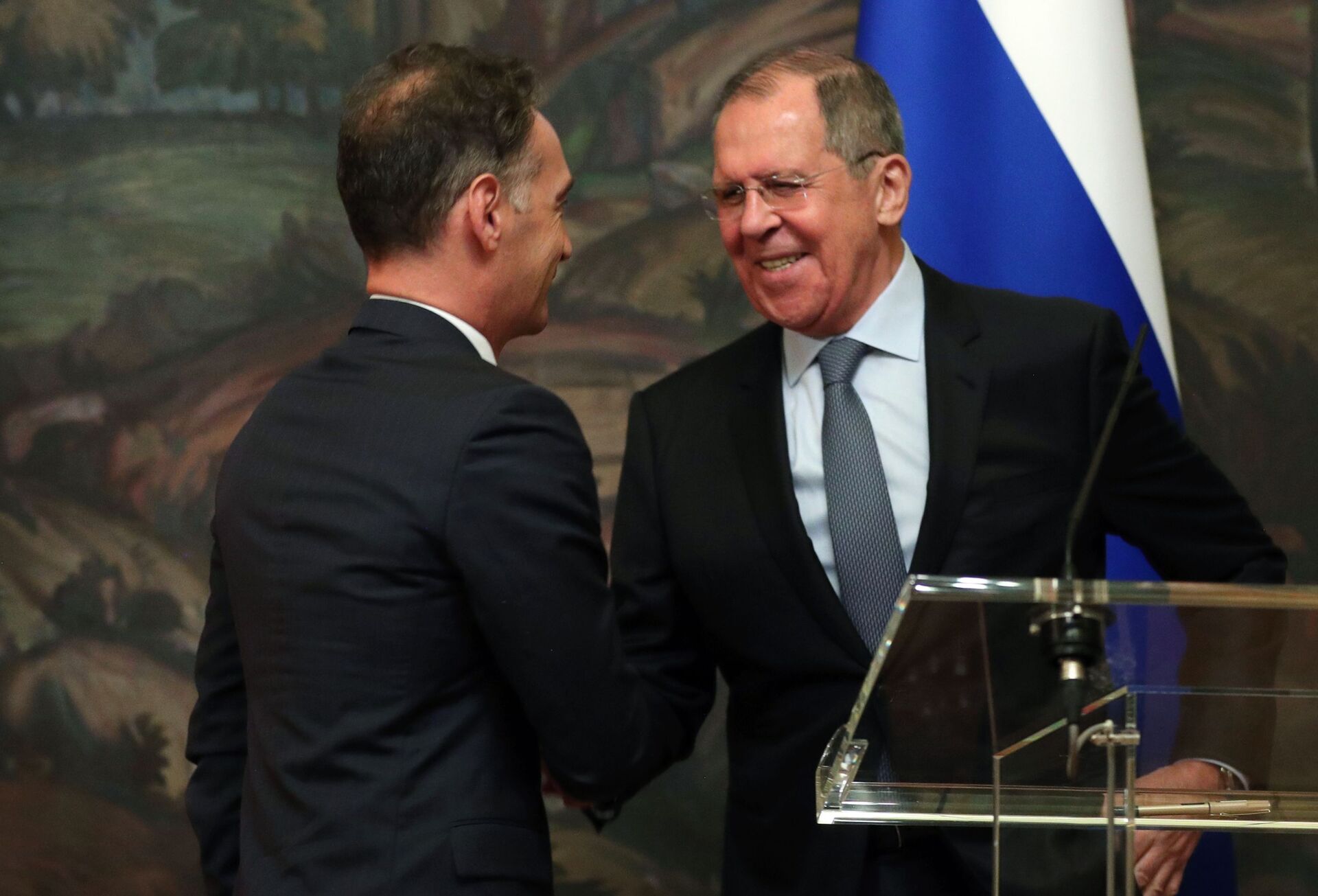 Germany Steps Up 'Russia Containment' Policy But Moscow is Ready for Dialogue, FM Lavrov Says - Sputnik International, 1920, 18.05.2021