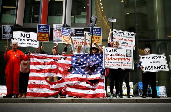 2017 Trump-Approved Pardon Offer for Assange Was Never Realistic, Analyst Suggests - Sputnik International