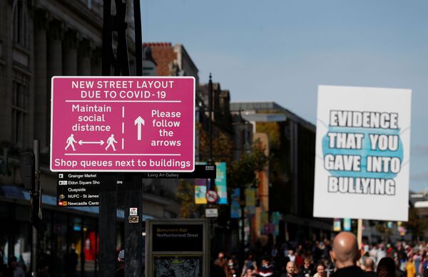 New Three-Tier COVID Lockdown Set to Carve Up UK Frays Relations With Northern England New Three-Tier COVID Lockdown Set to Carve Up UK Frays Relations With Northern England - Sputnik International