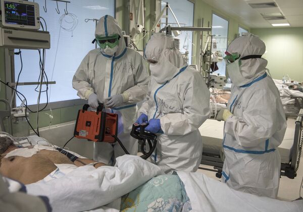 Russia's UN Mission Opens Exhibition Showing Efforts of Russian Medics, Volunteers During Pandemic Russia's UN Mission Opens Exhibition Showing Efforts of Russian Medics, Volunteers During Pandemic - Sputnik International