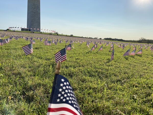 ‘They Deserved Better’: DC National Mall Covered in US Flags in Memory of COVID-19 Deaths - Photos ‘They Deserved Better’: DC National Mall Covered in US Flags in Memory of COVID-19 Deaths - Photos - Sputnik International