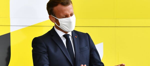 Cycling - Tour de France - Stage 17 - Grenoble to Meribel Col De La Loze - France - September 16, 2020. French President Emmanuel Macron gestures - Sputnik International