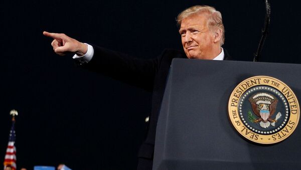 U.S. President Donald Trump speaks during a campaign rally in Moon Township, Pennsylvania, U.S., September 22, 2020.  - Sputnik International