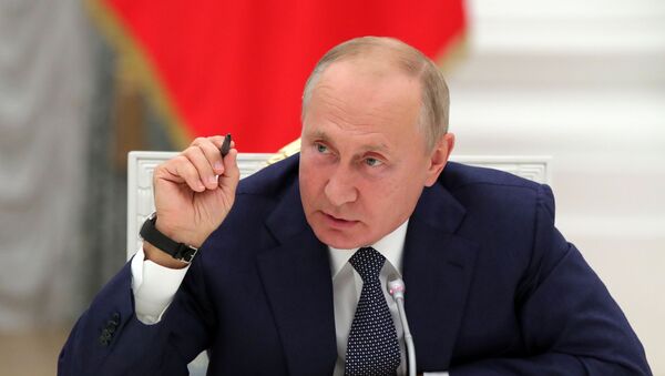 Russian President Vladimir Putin speaking to workers of the nuclear sector, September 23, 2020. - Sputnik International