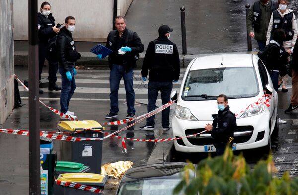 What is Known So Far About the Stabbing Attack Near Charlie Hebdo's Former Headquarters  - Sputnik International