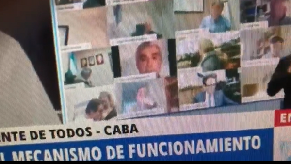 A screenshot from a video of Argentinian lawmaker Juan Ameri kissing his girlfriend's breast during an online Congress session on 25.09.2020. - Sputnik International