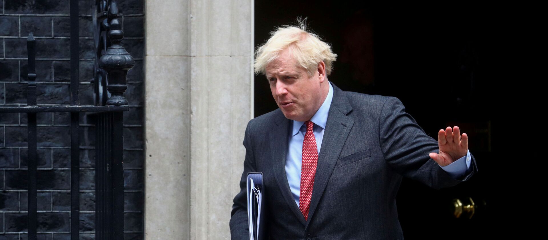 Britain's Prime Minister Boris Johnson leaves 10 Downing Street, in London, Britain, September 22, 2020. REUTERS - Sputnik International, 1920, 05.10.2020