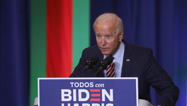 Democratic U.S. presidential nominee Joe Biden speaks at a Hispanic Heritage Month event at Osceola Heritage Park in Kissimmee, Florida, U.S., September 15, 2020. - Sputnik International