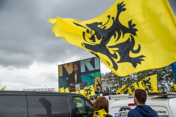 'Not My Government': Belgium’s Nationalists Form a Protest Convoy, Rally in Brussels - Sputnik International