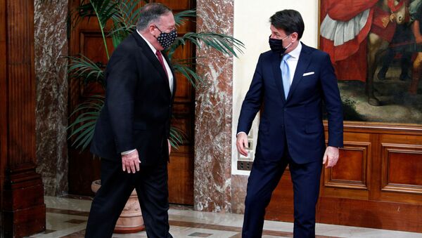 U.S. Secretary of State Mike Pompeo meets with Italy's Prime Minister Giuseppe Conte in Rome, Italy, September 30, 2020 - Sputnik International