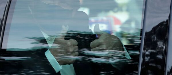 FILE PHOTO: FILE PHOTO: US President Donald Trump gestures from a car as he rides in front of the Walter Reed National Military Medical Center, where he is being treated for the coronavirus disease (COVID-19) in Bethesda, Maryland, US.October 4, 2020 FILE PHOTO: FILE PHOTO: US President Donald Trump gestures from a car as he rides in front of the Walter Reed National Military Medical Center, where he is being treated for the coronavirus disease (COVID-19) in Bethesda, Maryland, US.October 4, 2020 - Sputnik International
