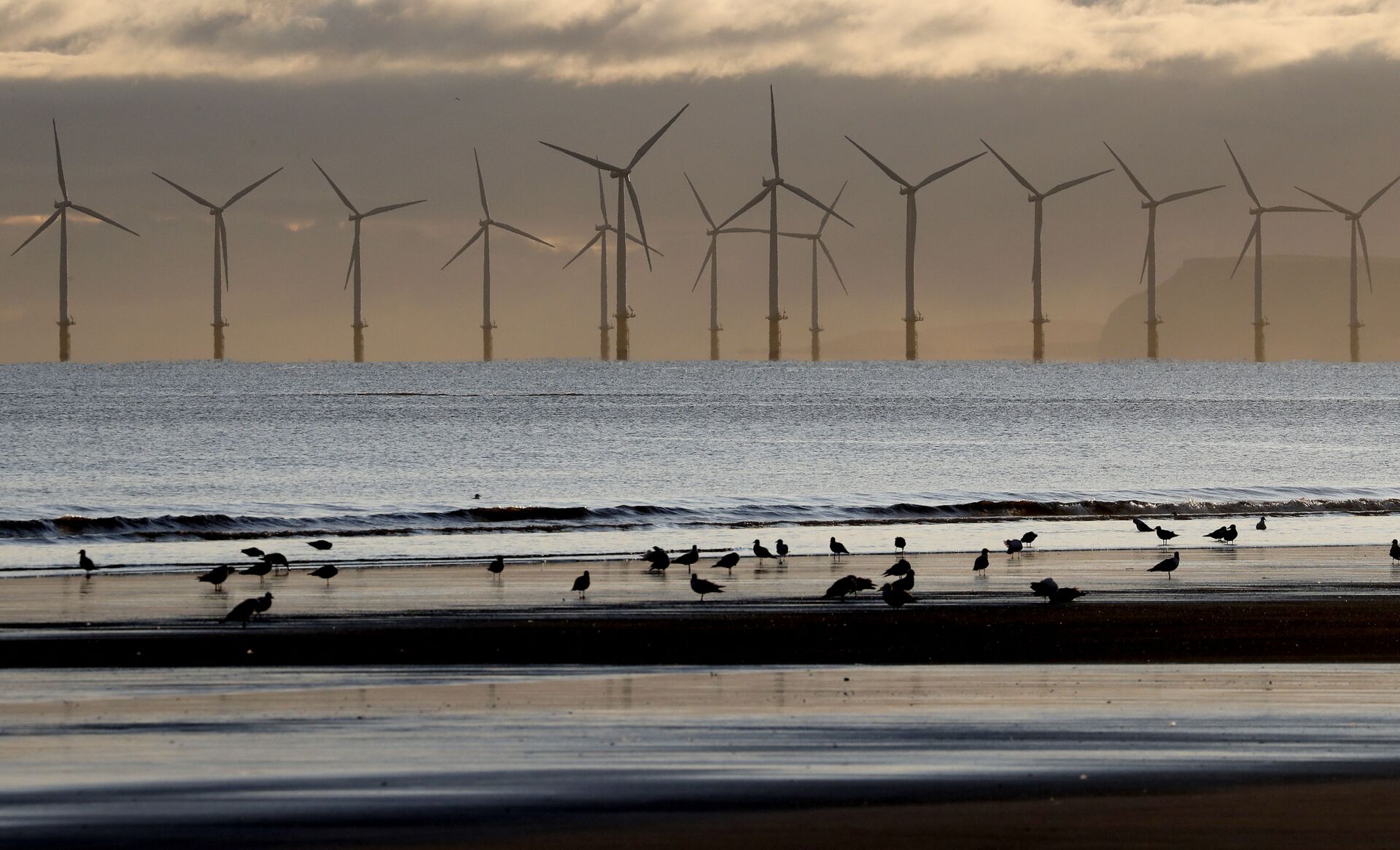 A wind farm off the coast of Hartlepool in north-east England - Sputnik International, 1920, 02.04.2022