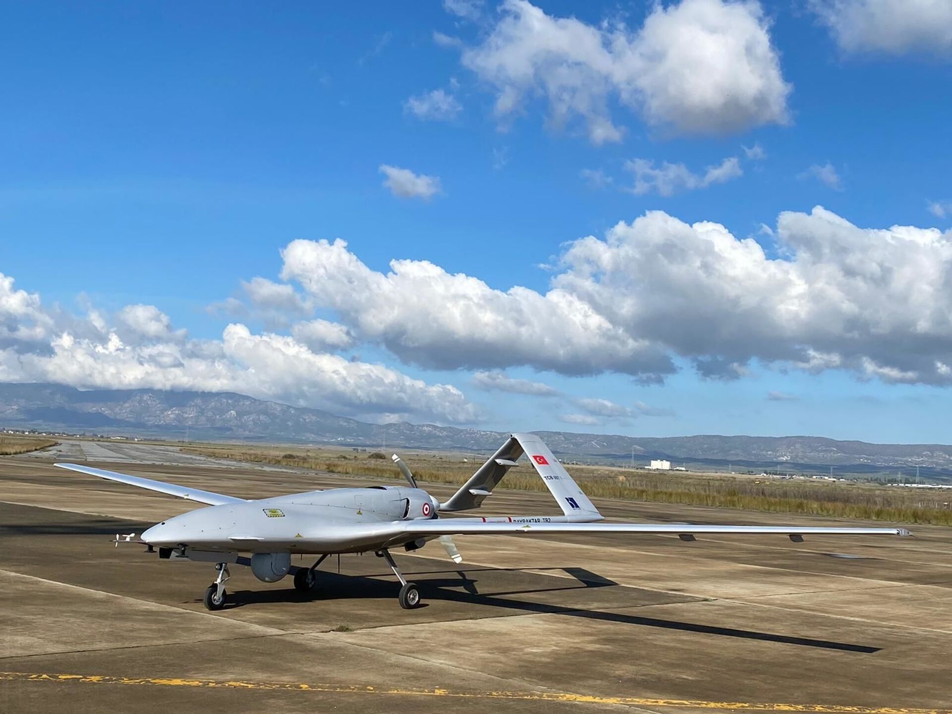 A Turkish-made Bayraktar TB2 drone is seen shortly after its landing at an airport in Gecitkala, known as Lefkoniko in Greek, in Cyprus, Monday, Dec. 16, 2019 - Sputnik International, 1920, 13.11.2021