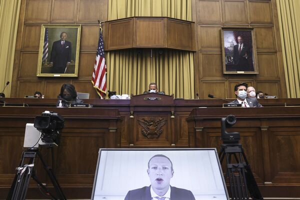 Is Trump Ready to Sacrifice Major Defence Bill for Killing Big Tech's Section 230 or is He Bluffing? - Sputnik International