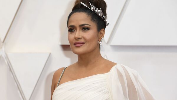 Salma Hayek arrives at the Oscars on Sunday, Feb. 9, 2020, at the Dolby Theatre in Los Angeles - Sputnik International