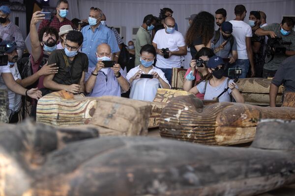 'Hidden Wealth of Saqqara': Discovery of 59 Mummies & God Statues Wows Egyptologists 'Hidden Wealth of Saqqara': Discovery of 59 Mummies & God Statues Wows Egyptologists - Sputnik International