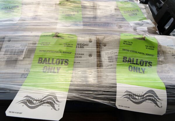 California GOP Defies Order to Remove Unofficial Ballot Boxes as Trump Tells Party to 'Fight Hard' California GOP Defies Order to Remove Unofficial Ballot Boxes as Trump Tells Party to 'Fight Hard' - Sputnik International
