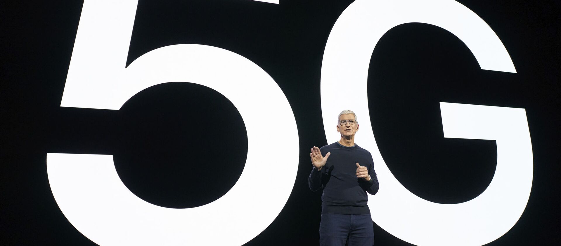 In this photo released by Apple, Tim Cook, chief executive of the software giant, speaks about 5G during an Apple event at Apple Park in Cupertino, California on 13 October 2020. - Sputnik International, 1920, 13.10.2020