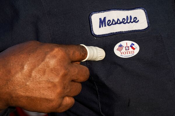 8 Days to Go Before US Presidential Election: Texas Leads in Early Vote, ‘New Voters’ on Uptick - Sputnik International