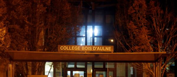 A view shows the scene of a stabbing attack in the Paris suburb of Conflans St Honorine, France, October 16, 2020 A view shows the scene of a stabbing attack in the Paris suburb of Conflans St Honorine, France, October 16, 2020 - Sputnik International