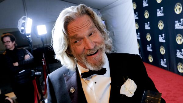 This Saturday, Feb. 9, 2019 photo actor Jeff Bridges talks to reporters after receiving the Board of Governors Award at The 33rd annual American Society of Cinematographers Awards at the Ray Dolby Ballroom in Los Angeles. - Sputnik International