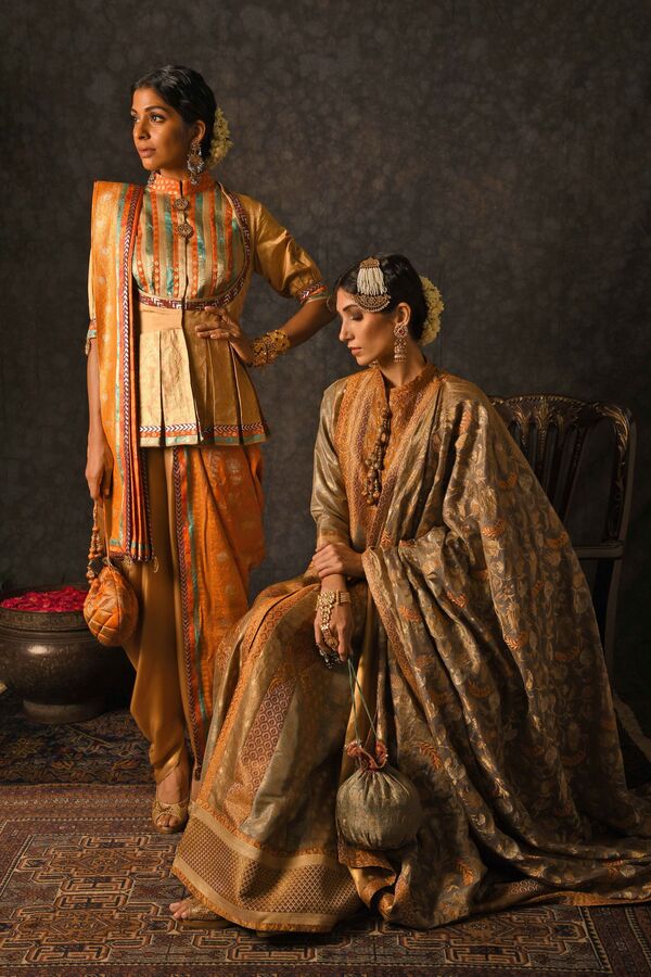 Perfect Blend of Sensuality and Elegance: India Fashion Week Spring-Summer 2021 Highlights - Sputnik International