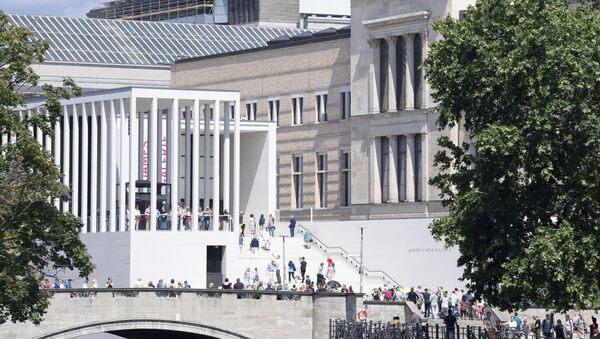 People visit the new James Simon Gallery as the ensemble's sixth building on Berlin's Museum Island, Saturday, July 13, 2019. - Sputnik International