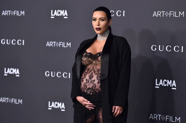 From Paris Hilton Stylist to American Media Phenomenon: Kim Kardashian Turns 40 - Sputnik International