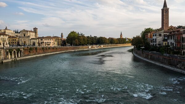 The Adige river in Verona, Italy - Sputnik International