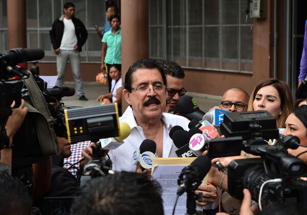 'I Felt Nothing': Ex-President of Honduras on His Feelings After Receiving Russian Sputnik V Vaccine 'I Felt Nothing': Ex-President of Honduras on His Feelings After Receiving Russian Sputnik V Vaccine - Sputnik International