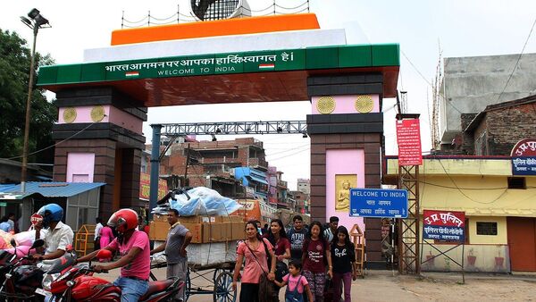 Nepal India Border gate Sonauli - Sputnik International