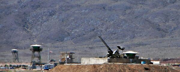 Anti-aircraft guns guarding Natanz Nuclear Facility, Iran - Sputnik International