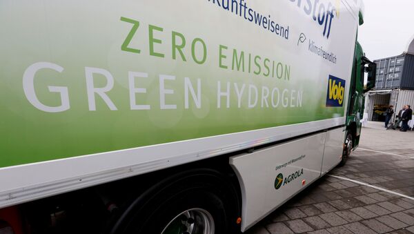 FILE PHOTO: A new hydrogen fuel cell truck made by Hyundai is pictured ahead of a media presentation for the zero-emission transport of goods at the Verkehrshaus Luzern (Swiss Museum of Transport) in Luzern, Switzerland October 7, 2020 - Sputnik International