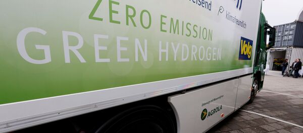 FILE PHOTO: A new hydrogen fuel cell truck made by Hyundai is pictured ahead of a media presentation for the zero-emission transport of goods at the Verkehrshaus Luzern (Swiss Museum of Transport) in Luzern, Switzerland October 7, 2020 FILE PHOTO: A new hydrogen fuel cell truck made by Hyundai is pictured ahead of a media presentation for the zero-emission transport of goods at the Verkehrshaus Luzern (Swiss Museum of Transport) in Luzern, Switzerland October 7, 2020 - Sputnik International