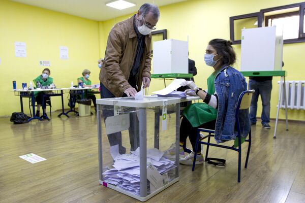 Georgian Opposition Protesting General Election Results in Tbilisi - Sputnik International