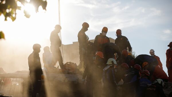 Rescue operations take place on a site after an earthquake struck the Aegean Sea, in the coastal province of Izmir, Turkey, November 1, 2020.  - Sputnik International