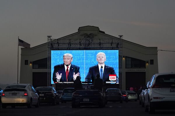 Donald Trump Leaves Letter for Joe Biden, WH Spokesman Says Donald Trump Leaves Letter for Joe Biden, WH Spokesman Says - Sputnik International