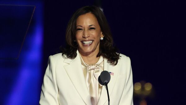 WILMINGTON, DELAWARE - NOVEMBER 07: Vice President-elect Kamala Harris takes the stage before President-elect Biden addresses the nation from the Chase Center November 07, 2020 in Wilmington, Delaware.  - Sputnik International