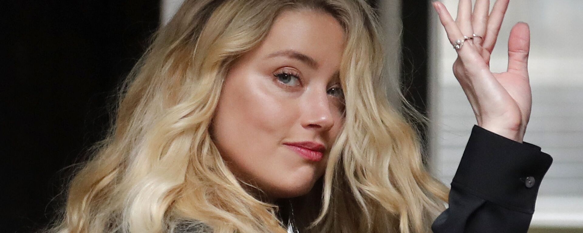 US Actress Amber Heard, former wife of actor Johnny Depp, arrives at the High Court in London, Tuesday, July 28, 2020.  - Sputnik International, 1920, 03.06.2022