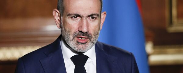 In this photo provided by the Armenian Prime Minister Press Service via PAN Photo, Armenian Prime Minister Nikol Pashinyan addresses the nation in Yerevan, Armenia, Tuesday, Oct. 27, 2020. - Sputnik International