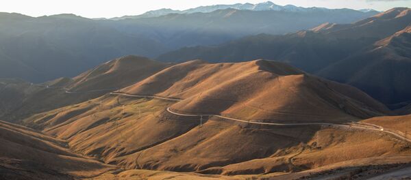 Mountain road near the town of Karvachar Mountain road near the town of Karvachar - Sputnik International