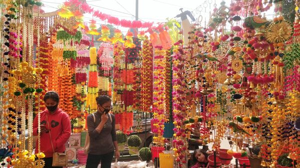 Pandemic Blues: Flagging Sales Rob Potters & Clay Lamp Craftsmen of Diwali's Lustre - Sputnik International