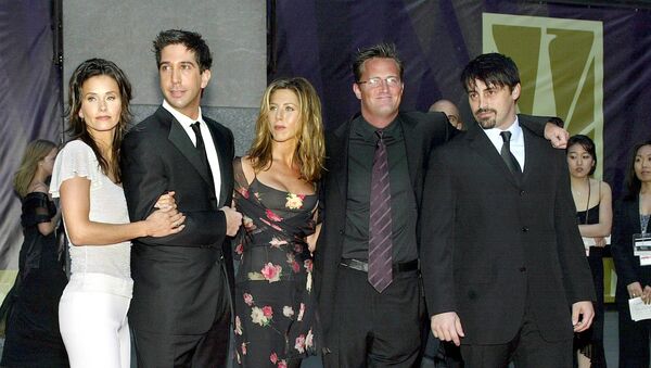 Five of the six cast members of the show Friends arrive at the NBC 75th Anniversary Special at Rockefeller Center in New York, 5 May 2002. - Sputnik International