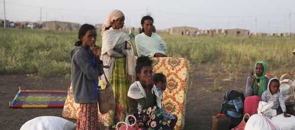 Refugees from the fighting in Tigray cross the border into Sudan - Sputnik International
