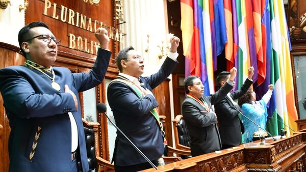 Luis Arce is sworn as president of the Plurinational State of Bolivia on 8 November 2020 - Sputnik International