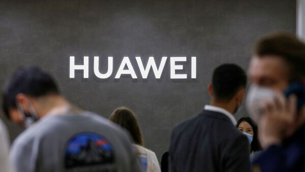 The Huawei logo is seen at the IFA consumer technology fair, amid the coronavirus disease (COVID-19) outbreak, in Berlin, Germany September 3, 2020. - Sputnik International