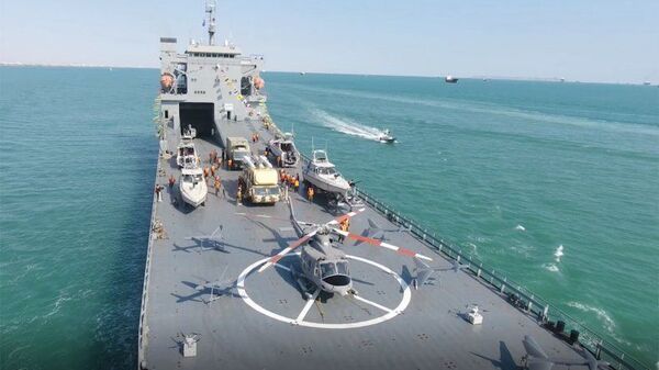 The Shahid Rudaki, a new Iranian roll-on/roll-off warship fielded by the Revolutionary Guards. - Sputnik International
