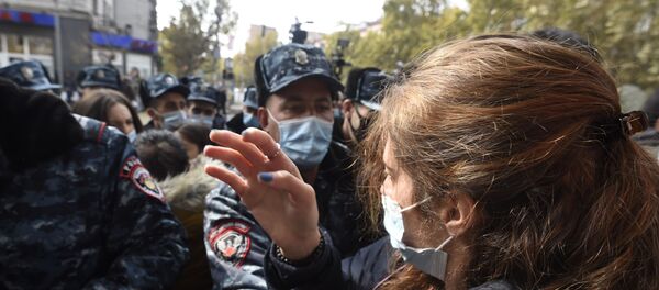 Opposition-led protests against the Nagorno-Karabakh ceasefire deal in Yerevan Opposition-led protests against the Nagorno-Karabakh ceasefire deal in Yerevan - Sputnik International