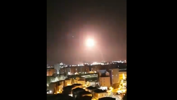 Screenshot from the video allegedly showing the rocket in the skies above the Southern Israeli city of Ashkelon - Sputnik International