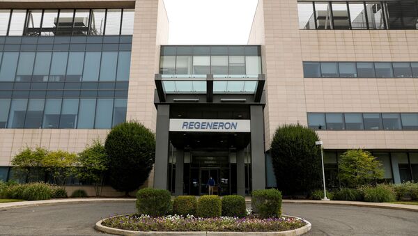 The Regeneron Pharmaceuticals company logo is seen on a building at the company's Westchester campus in Tarrytown, New York, U.S. September 17, 2020 - Sputnik International